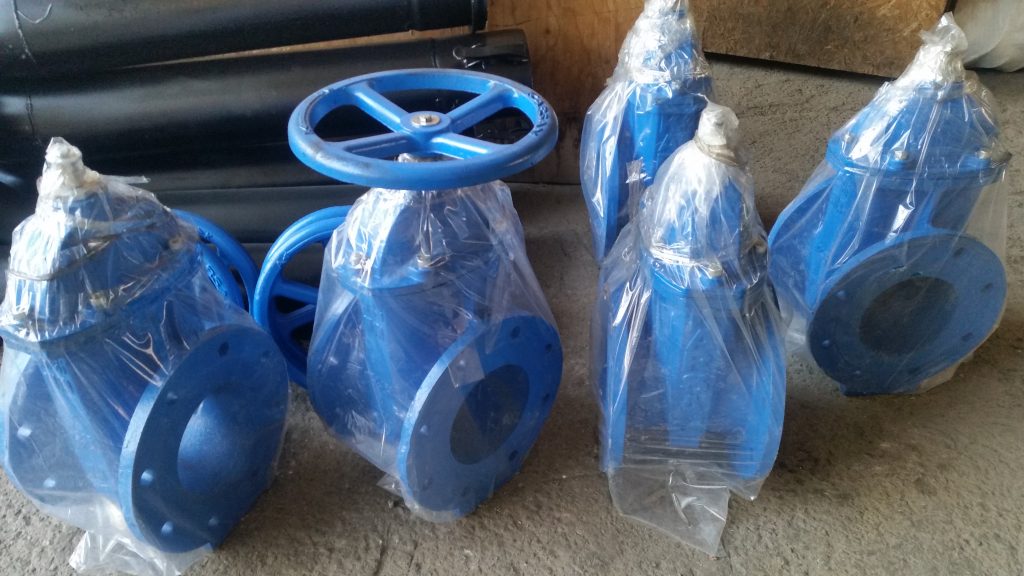 Elastomer her ebatta sürgülü vana çeşitleri